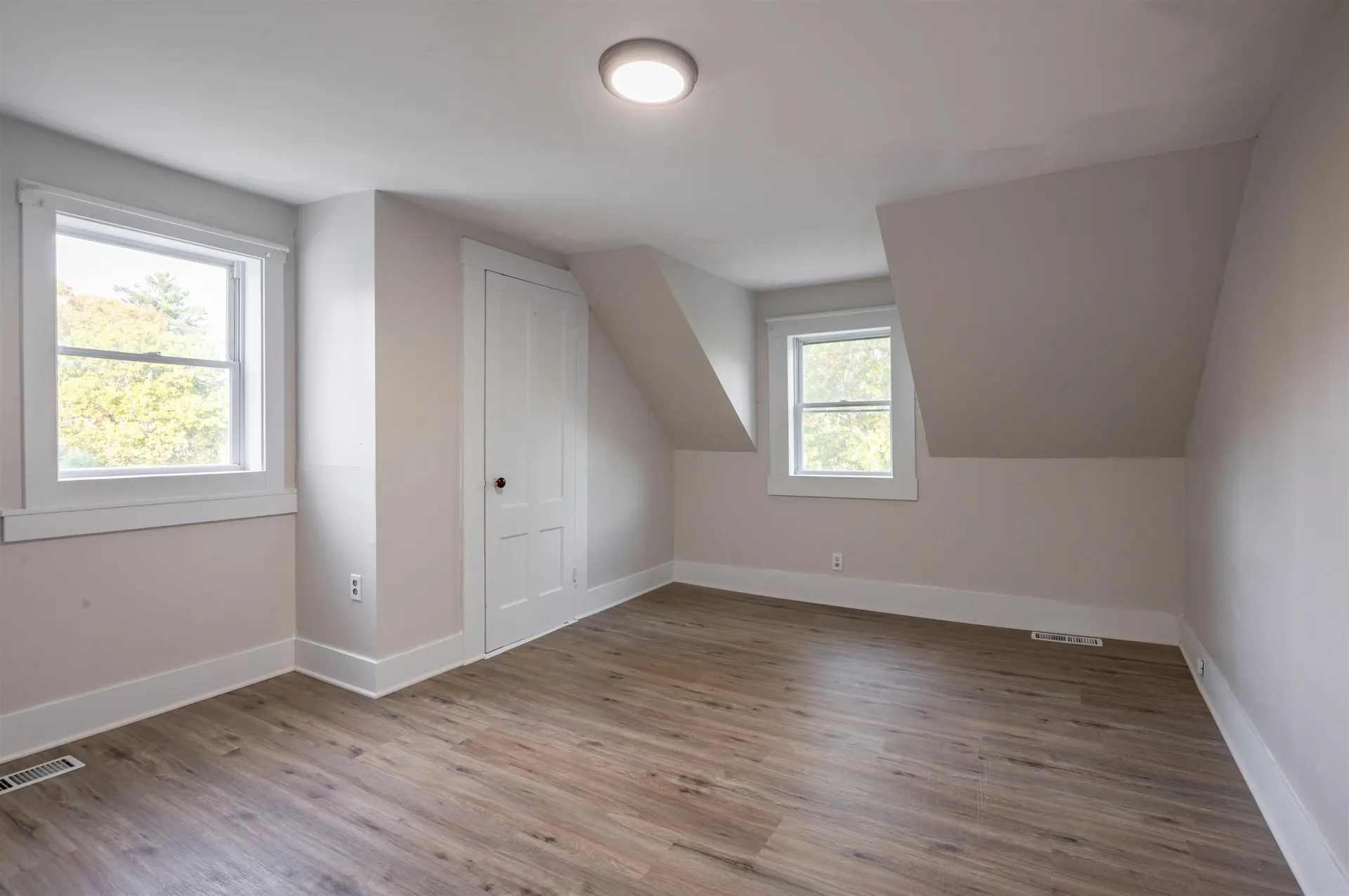 51 Chester Road Derry NH 03038