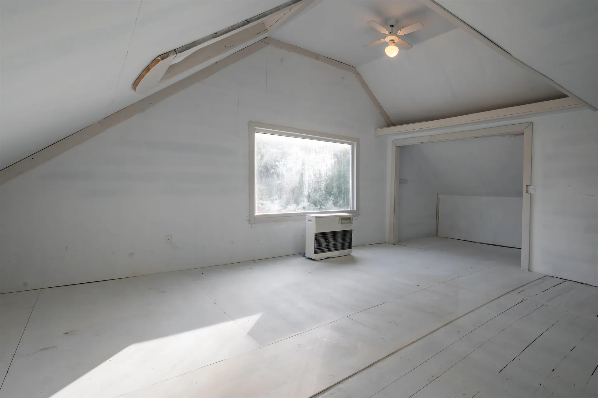 51 Chester Road Derry NH 03038