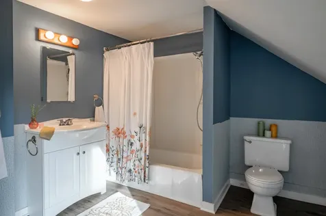 51 Chester Road Derry NH 03038