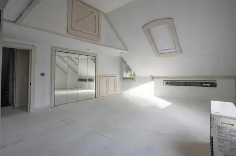 51 Chester Road Derry NH 03038