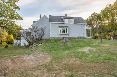 51 Chester Road Derry NH 03038