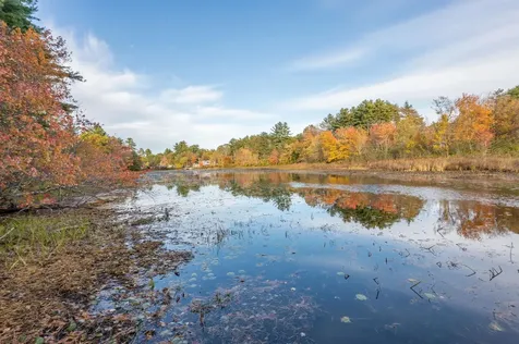 51 Chester Road Derry NH 03038