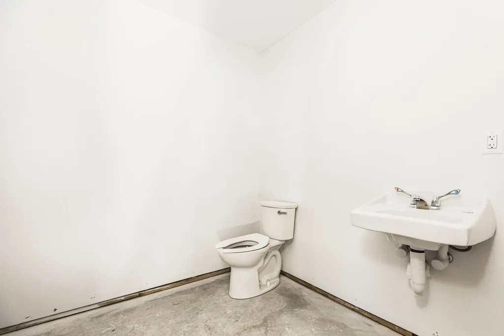 85 Ledge Road Seabrook NH 03874