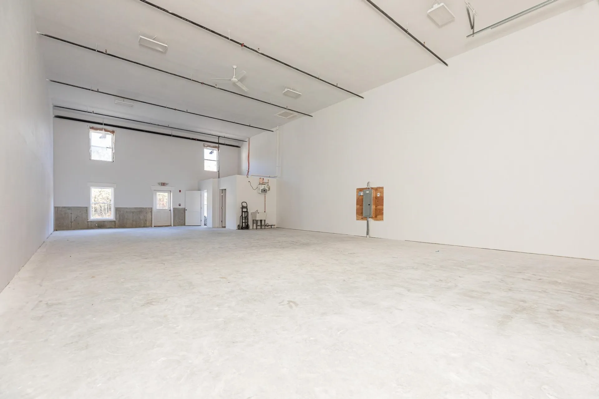 85 Ledge Road Seabrook NH 03874