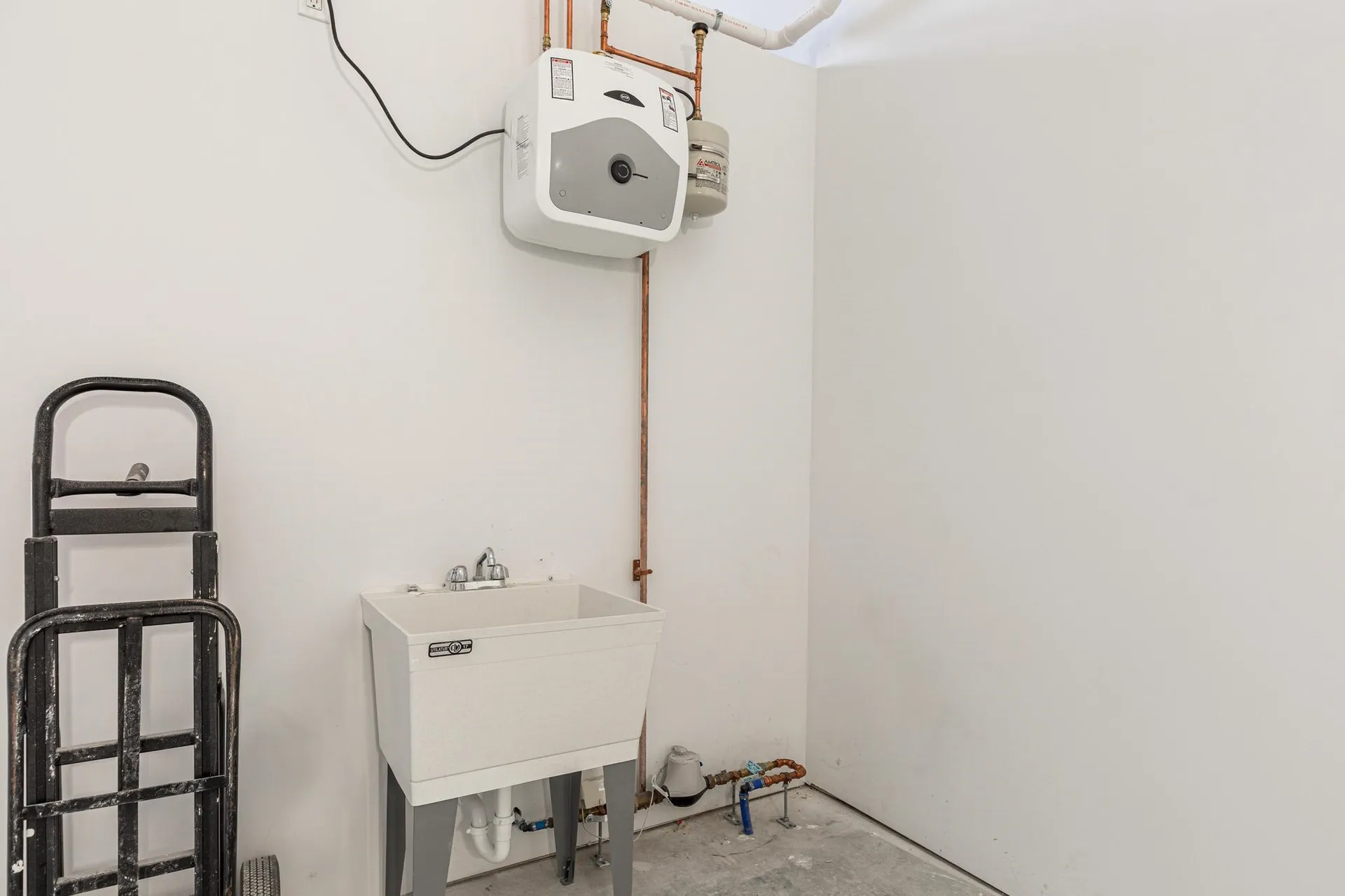 85 Ledge Road Seabrook NH 03874