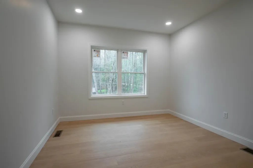 22 Pinepark Drive Barnstead NH 03218