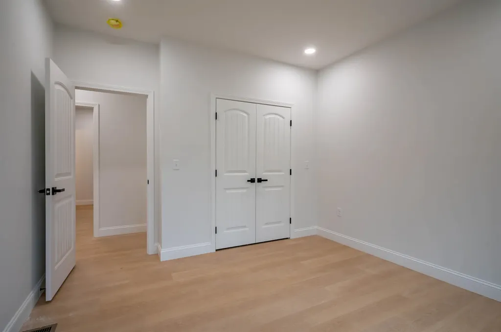 22 Pinepark Drive Barnstead NH 03218