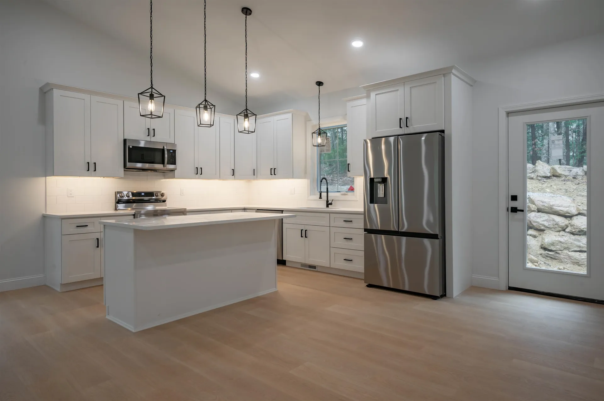 22 Pinepark Drive Barnstead NH 03218
