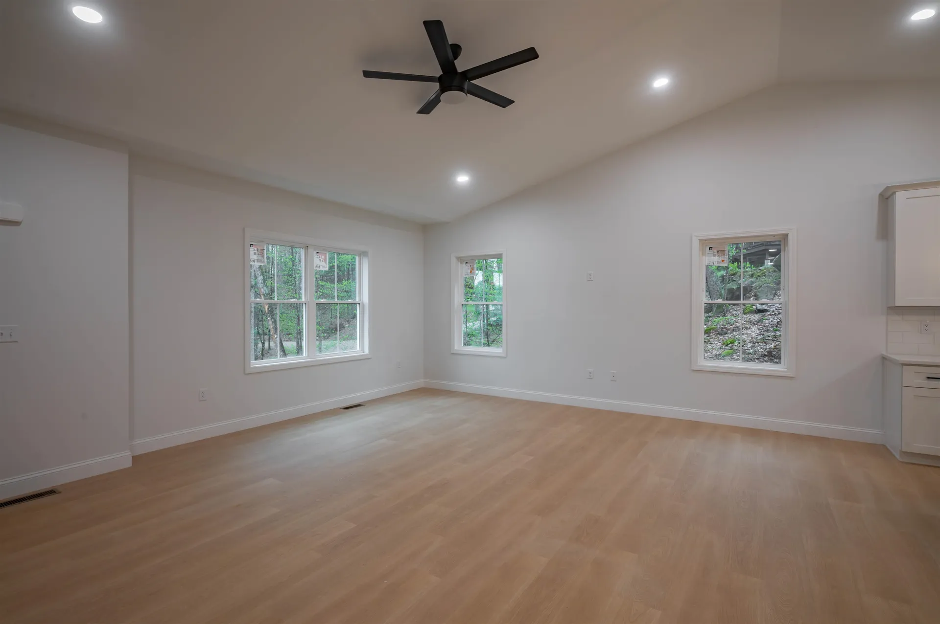 22 Pinepark Drive Barnstead NH 03218