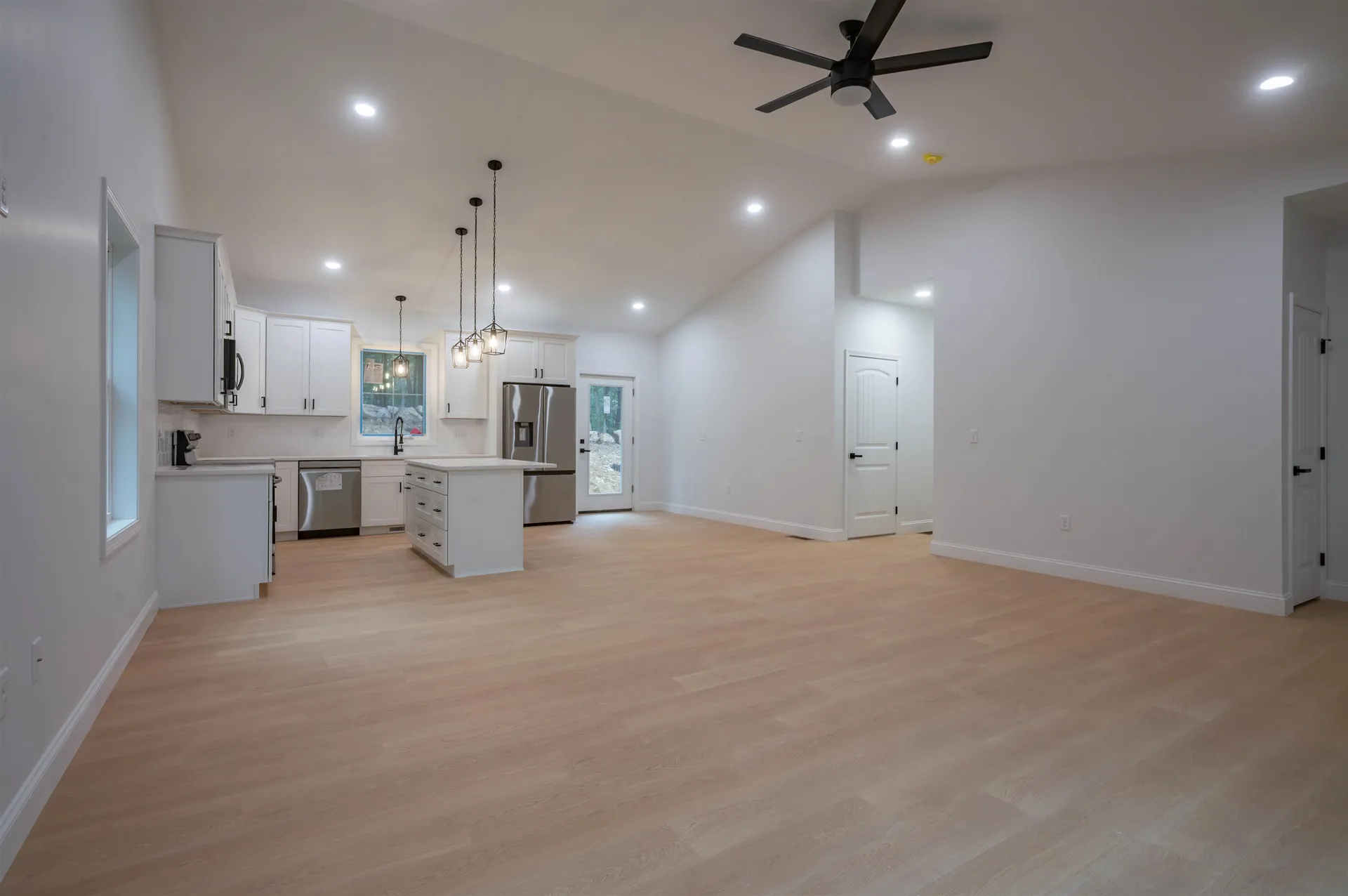 22 Pinepark Drive Barnstead NH 03218