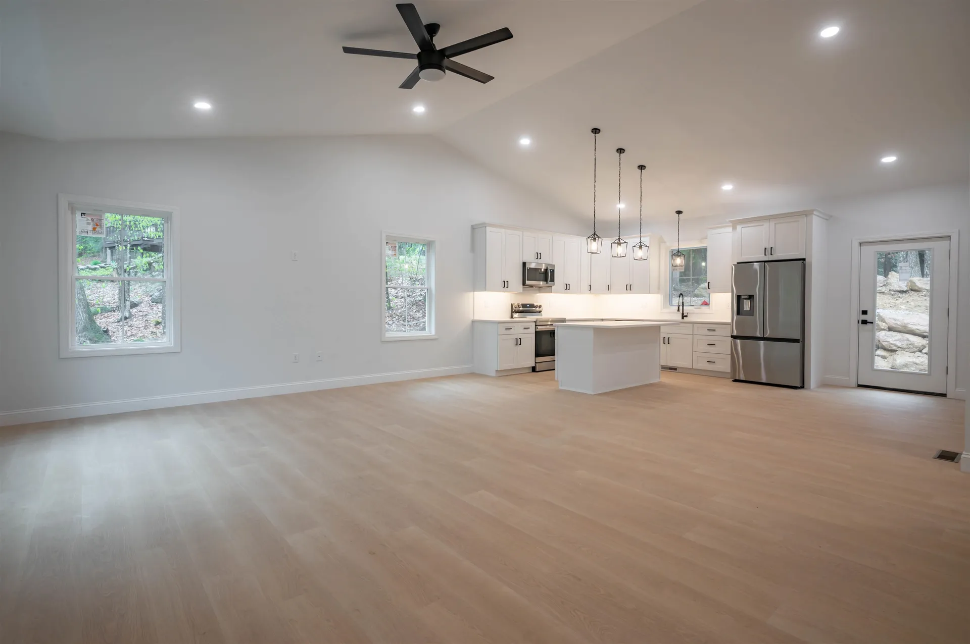 22 Pinepark Drive Barnstead NH 03218