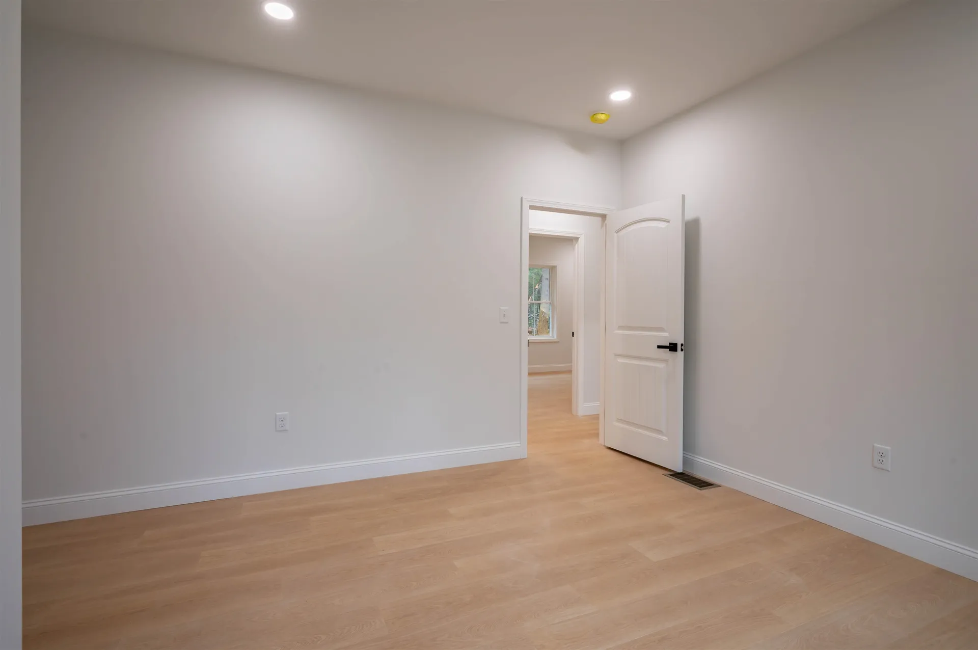 22 Pinepark Drive Barnstead NH 03218