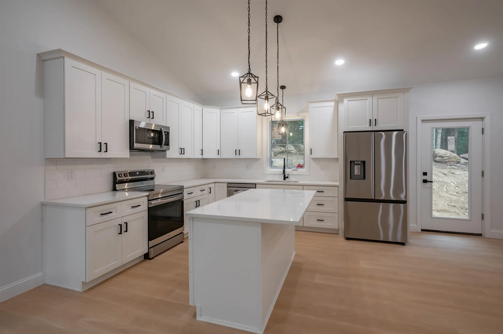 22 Pinepark Drive Barnstead NH 03218
