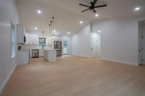 22 Pinepark Drive Barnstead NH 03218
