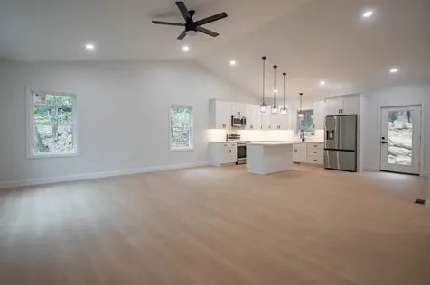 22 Pinepark Drive Barnstead NH 03218