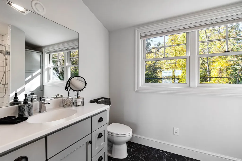 451 Appletree Point Road Burlington VT 05408