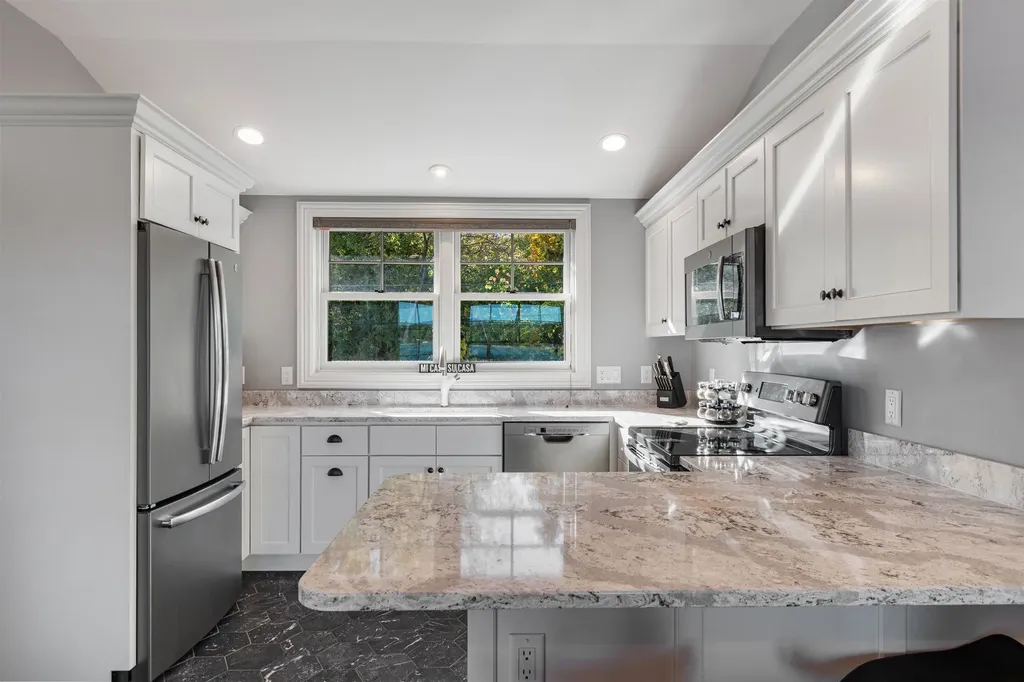 451 Appletree Point Road Burlington VT 05408