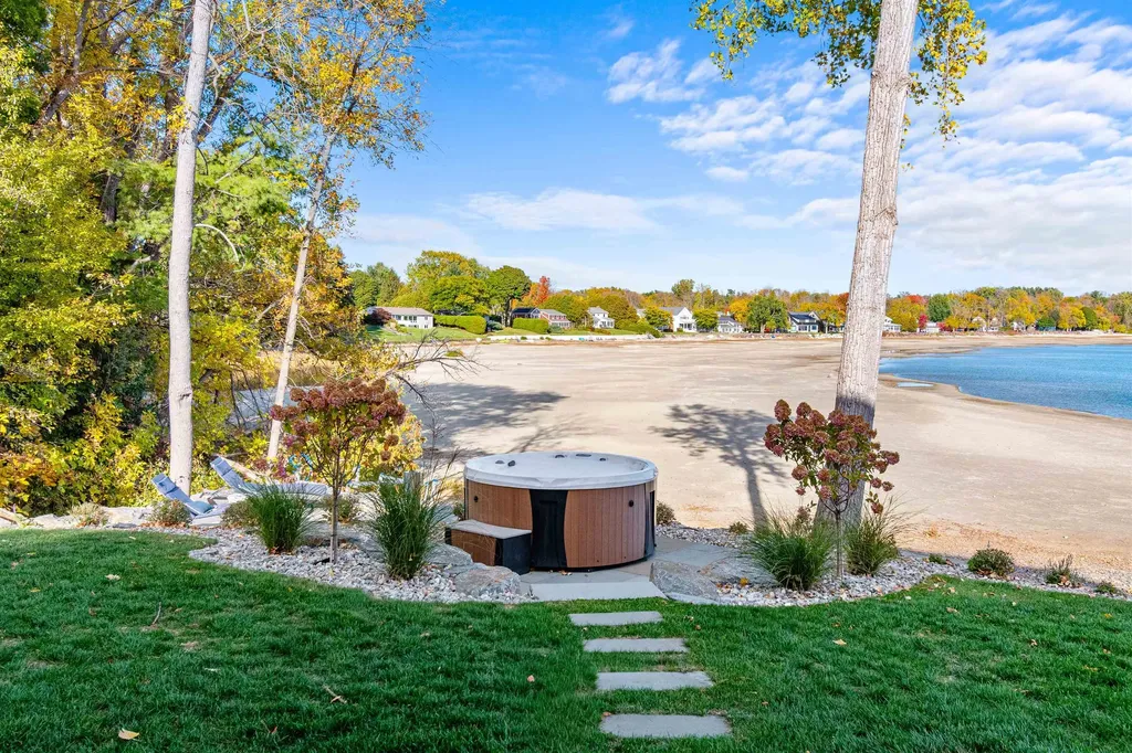 451 Appletree Point Road Burlington VT 05408