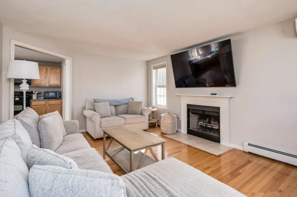 7 Nantucket Court Dover NH 03820