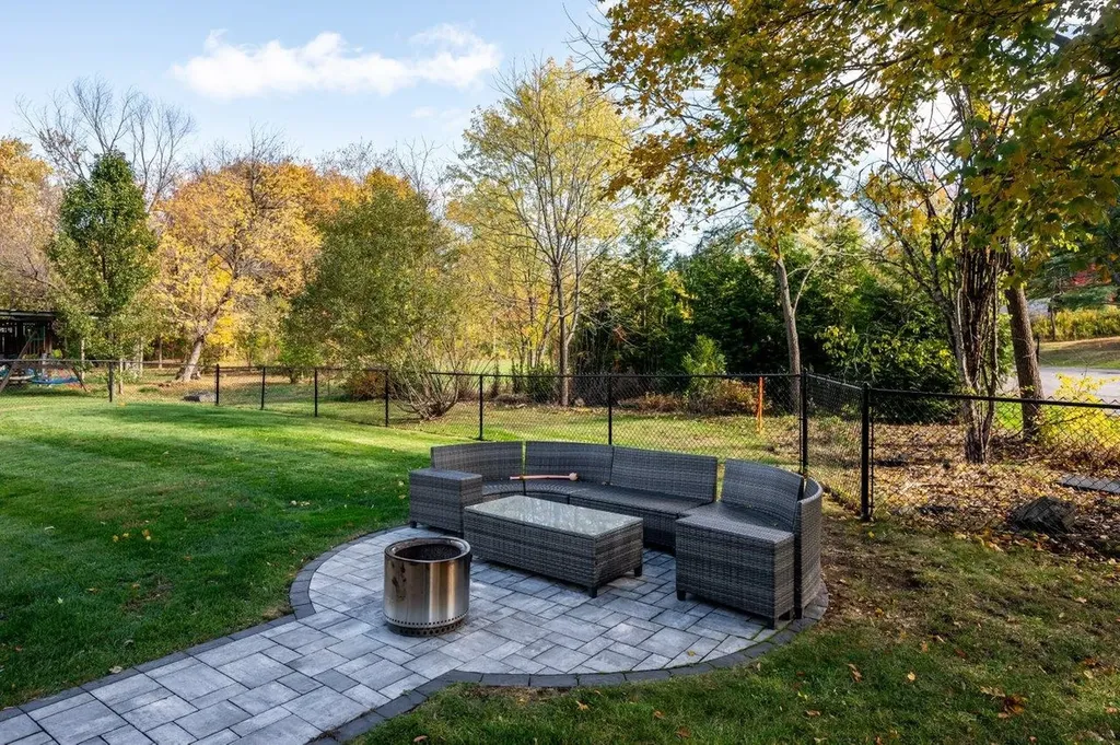 7 Nantucket Court Dover NH 03820