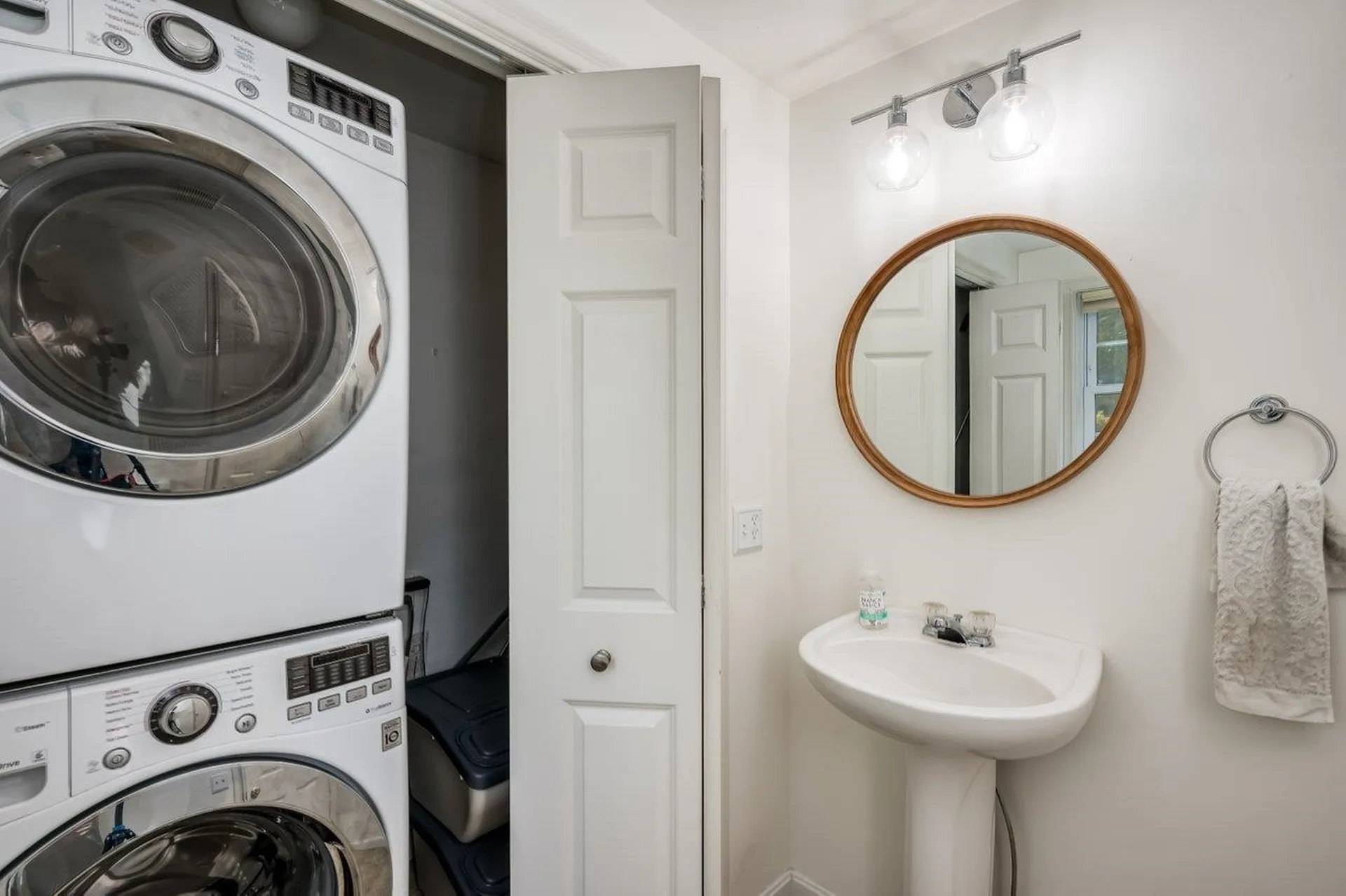 7 Nantucket Court Dover NH 03820