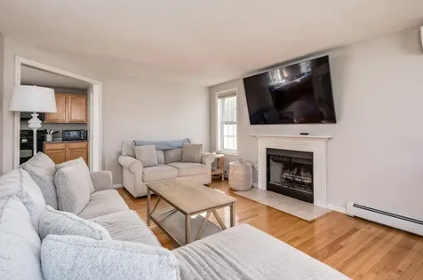 7 Nantucket Court Dover NH 03820