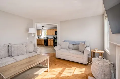 7 Nantucket Court Dover NH 03820