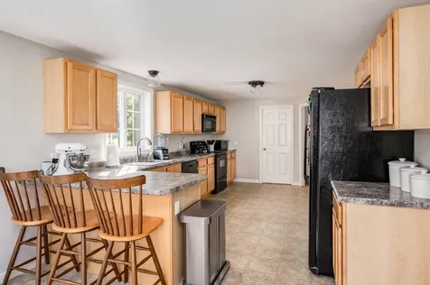 7 Nantucket Court Dover NH 03820