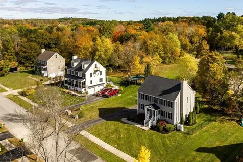 7 Nantucket Court Dover NH 03820