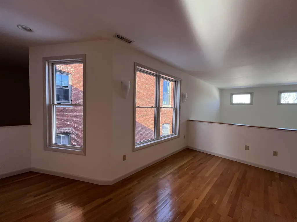 153 Water Street Exeter NH 03833