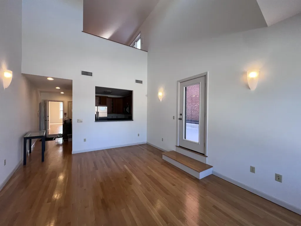 153 Water Street Exeter NH 03833