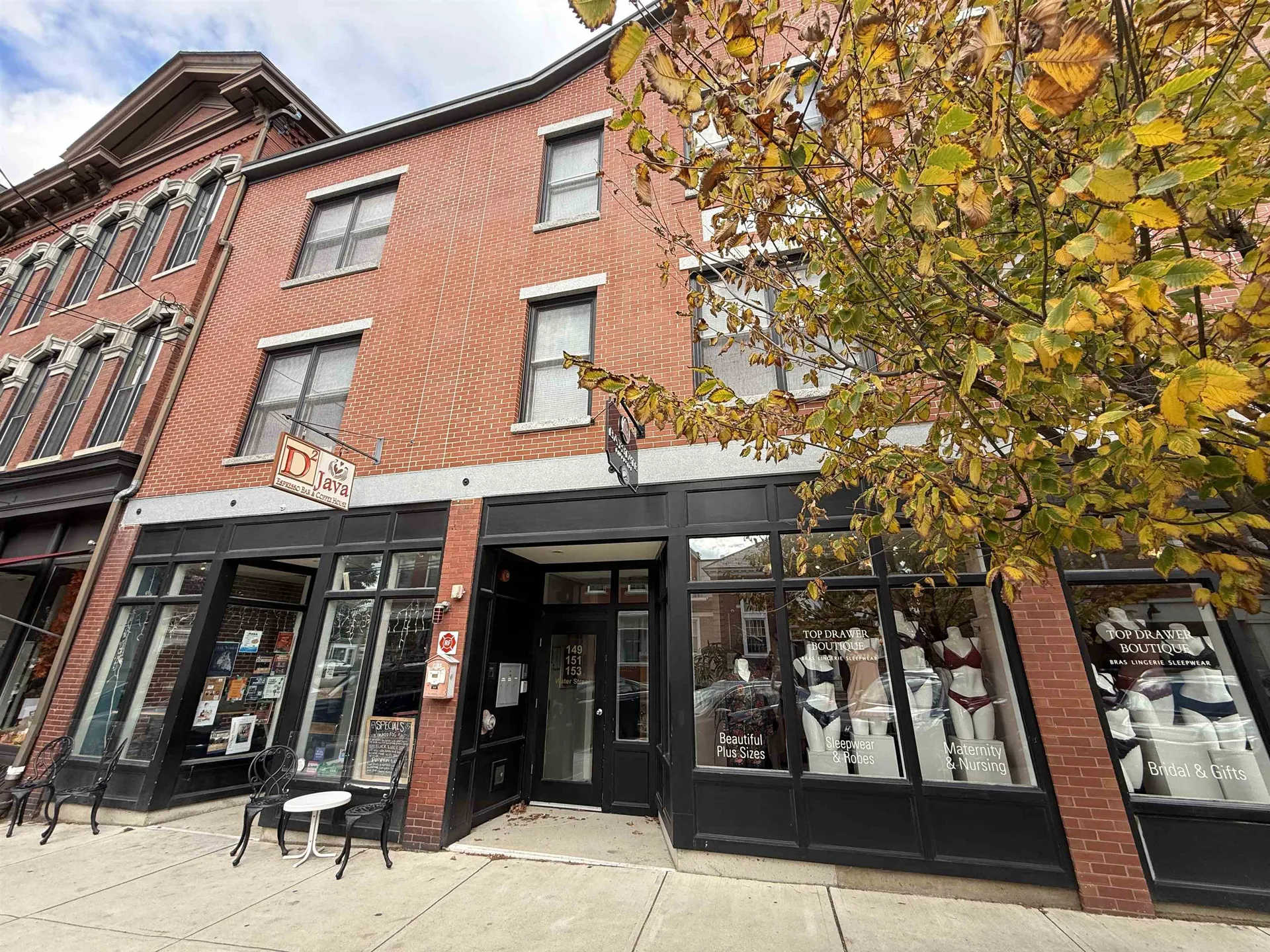 Exeter NH, 153 Water Street