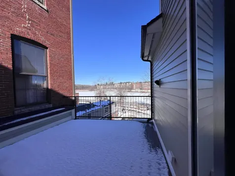 153 Water Street Exeter NH 03833