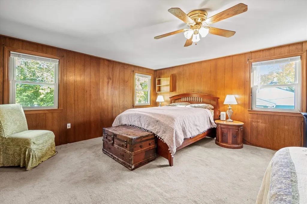 76 Gillis Street Nashua NH 03060