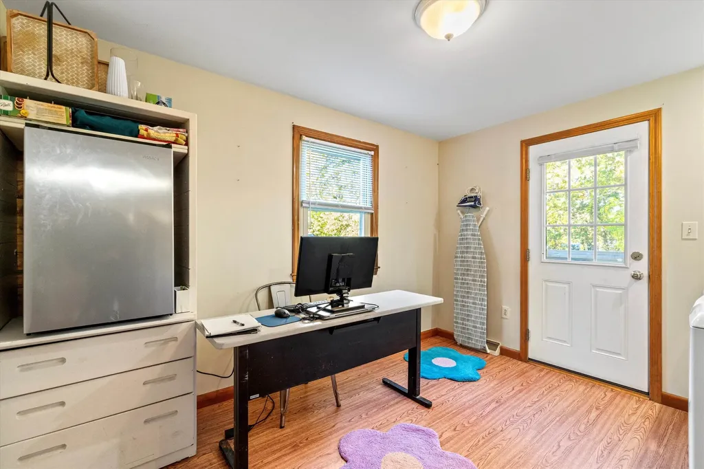 76 Gillis Street Nashua NH 03060