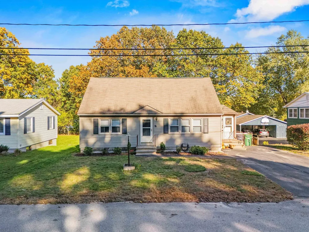 76 Gillis Street Nashua NH 03060