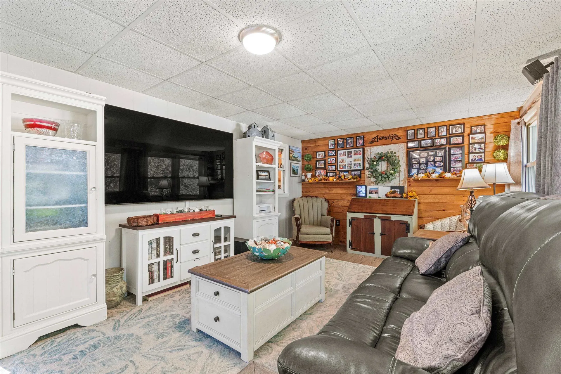 76 Gillis Street Nashua NH 03060