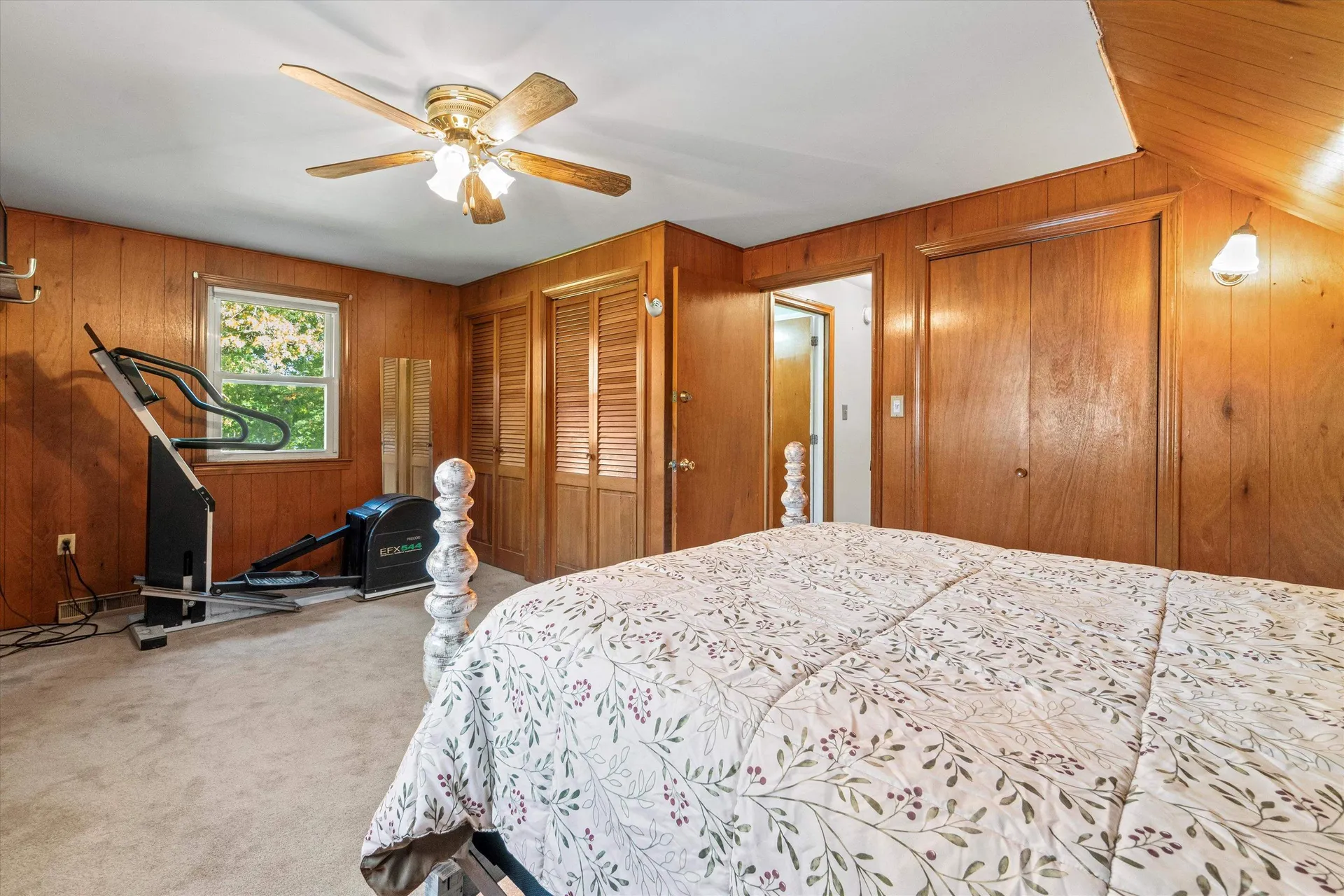 76 Gillis Street Nashua NH 03060