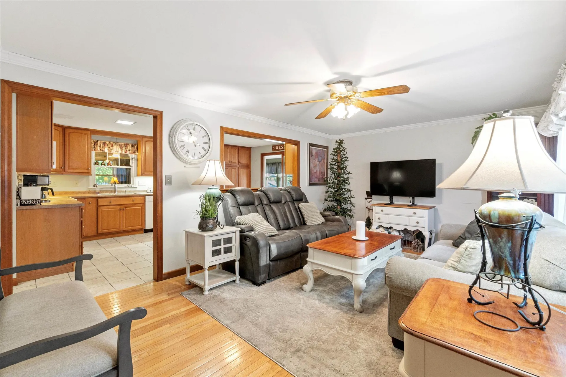 76 Gillis Street Nashua NH 03060