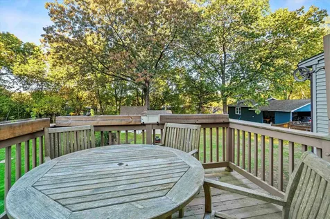 76 Gillis Street Nashua NH 03060