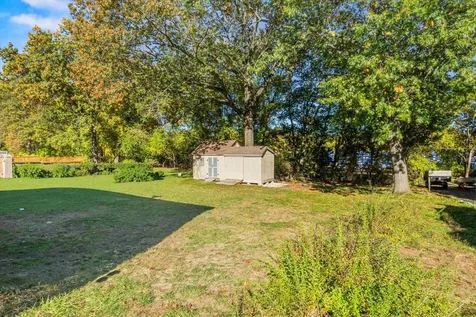 76 Gillis Street Nashua NH 03060