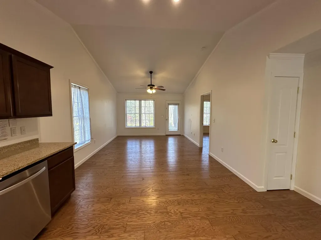 28 Owens Drive Swanzey NH 03446