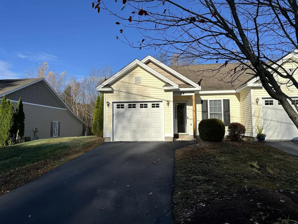 28 Owens Drive Swanzey NH 03446