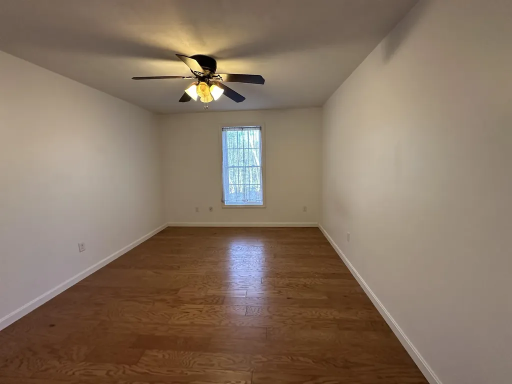 28 Owens Drive Swanzey NH 03446