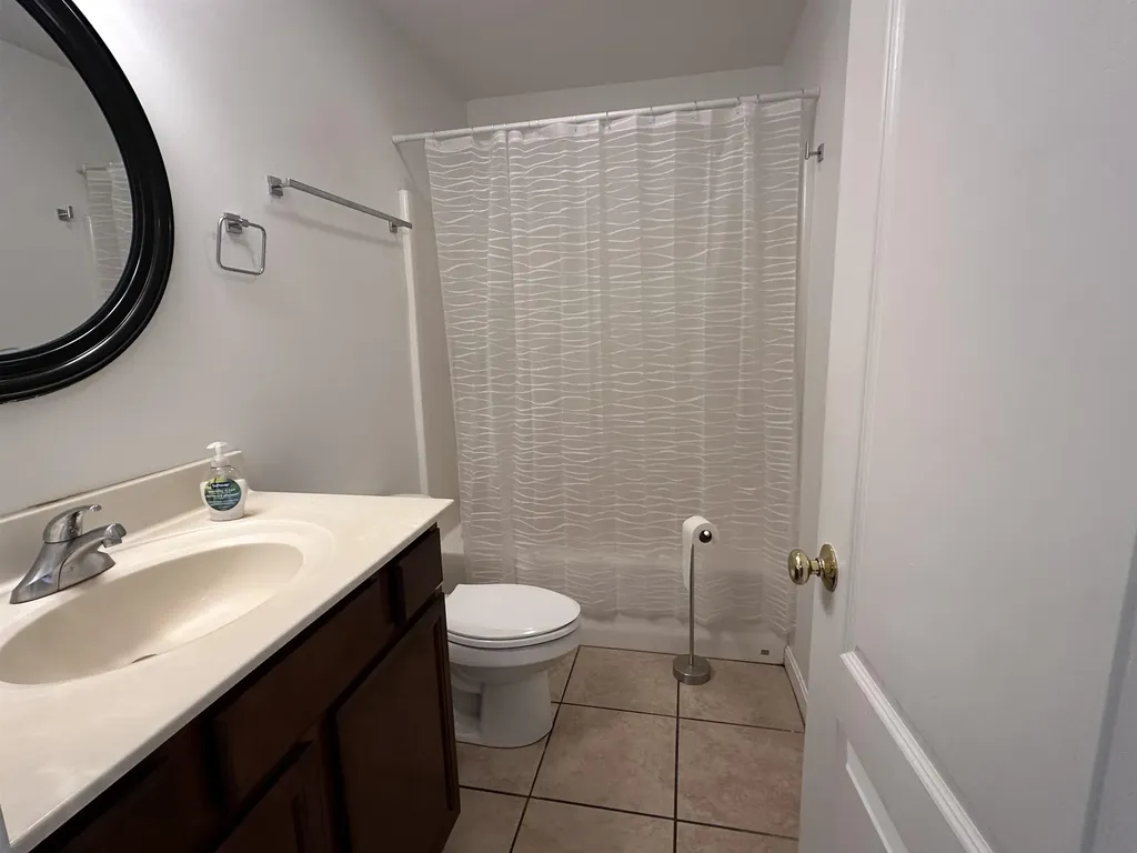 28 Owens Drive Swanzey NH 03446