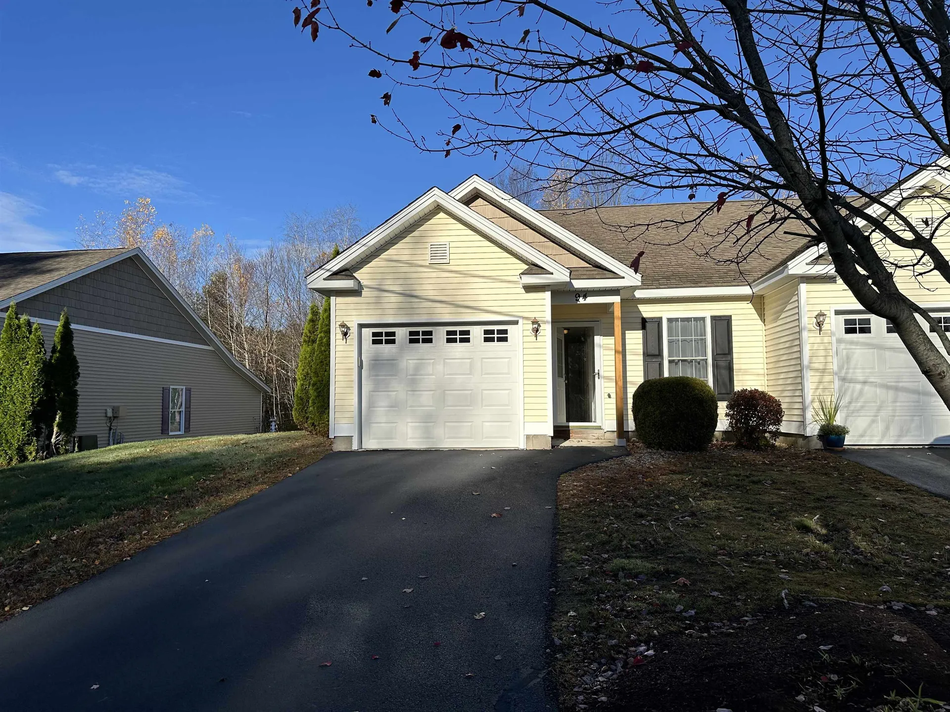 28 Owens Drive Swanzey NH 03446