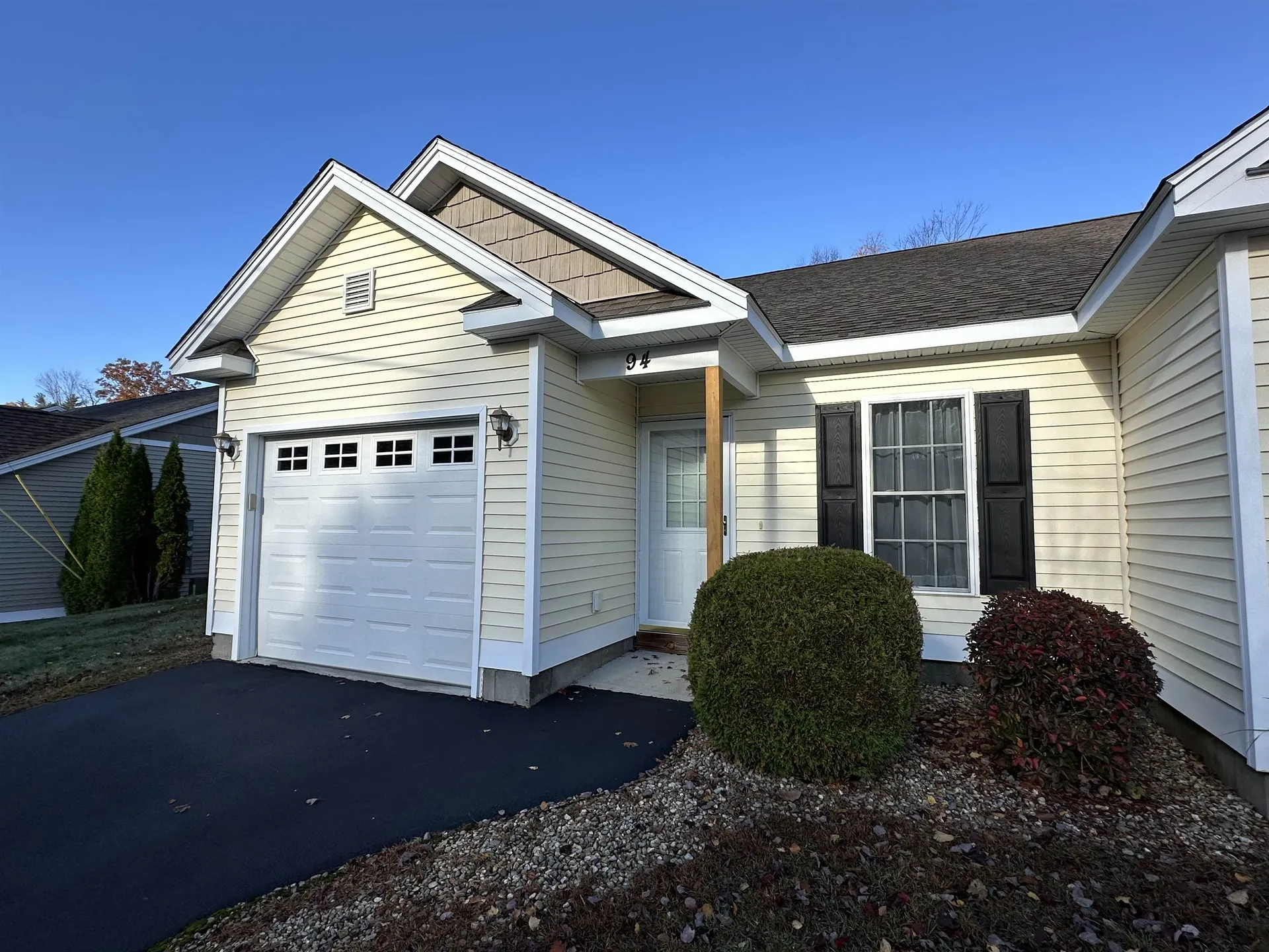 28 Owens Drive Swanzey NH 03446