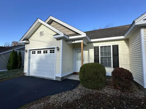 28 Owens Drive Swanzey NH 03446