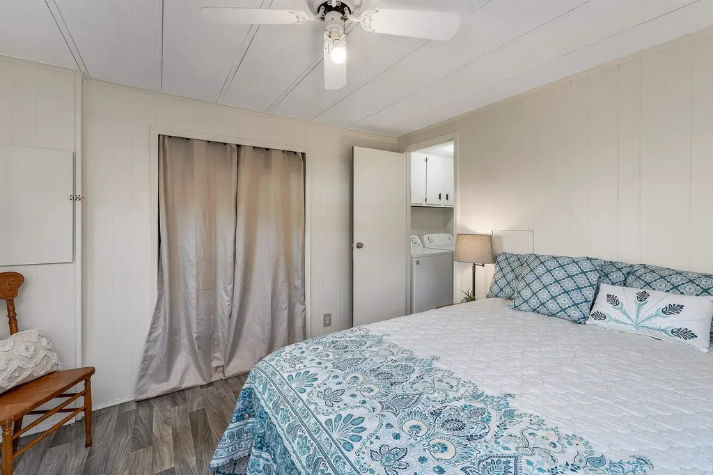 28 Brooks Road Extension Seabrook NH 03874