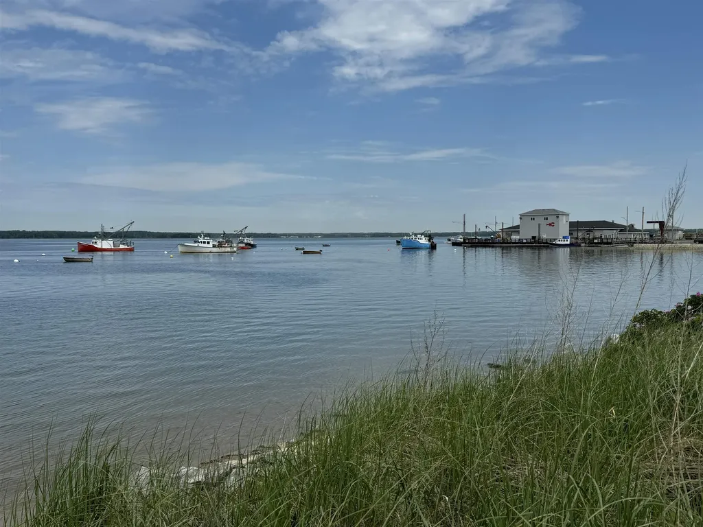 28 Brooks Road Extension Seabrook NH 03874